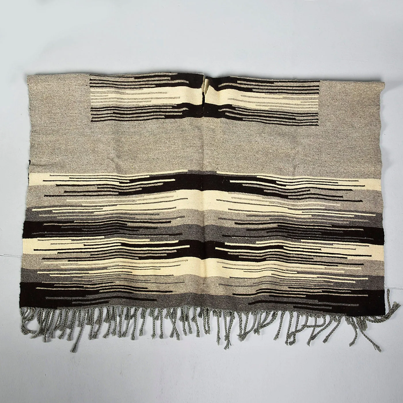 1970s Mens Mexican Wool Blanket Poncho