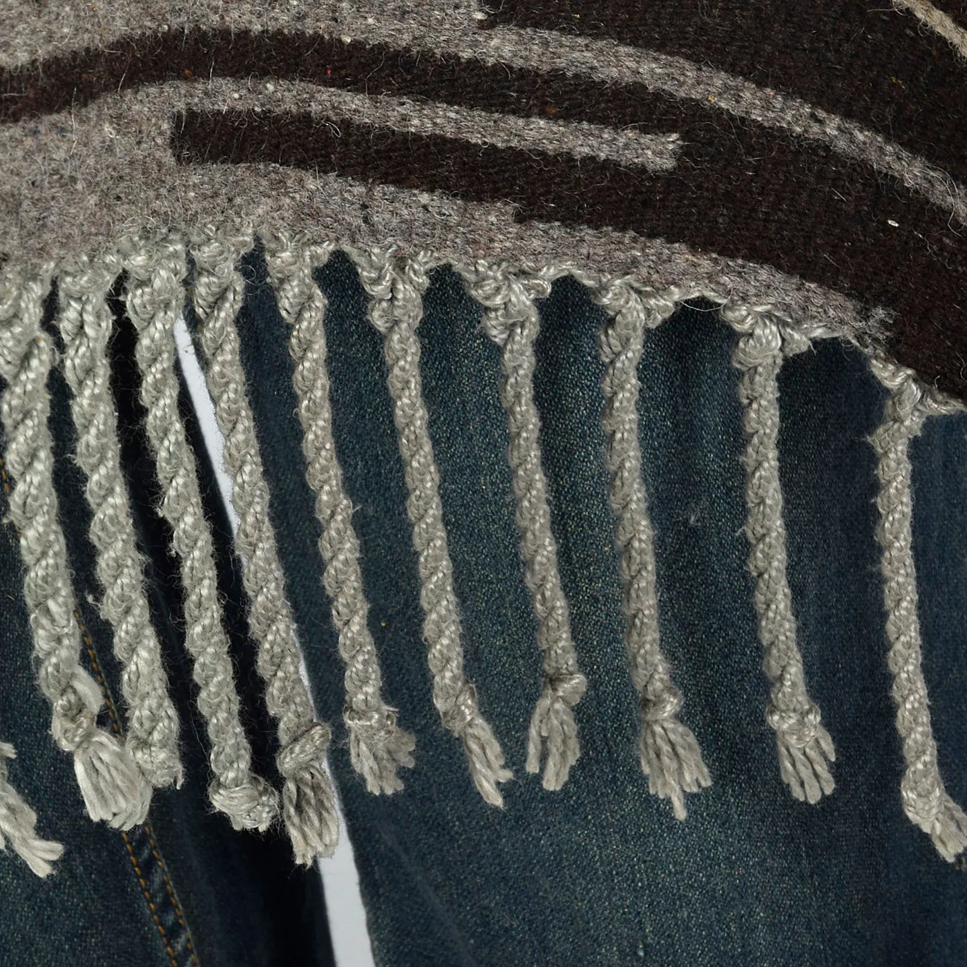1970s Mens Mexican Wool Blanket Poncho