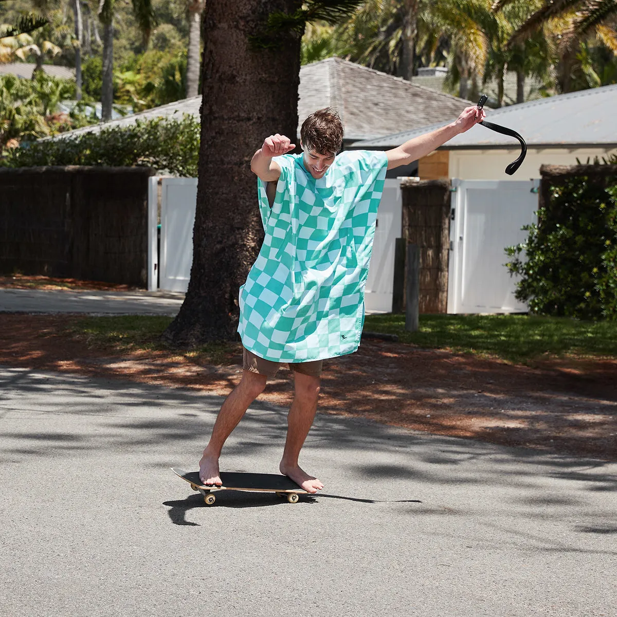 Dock & Bay Poncho Adults - Check Mate