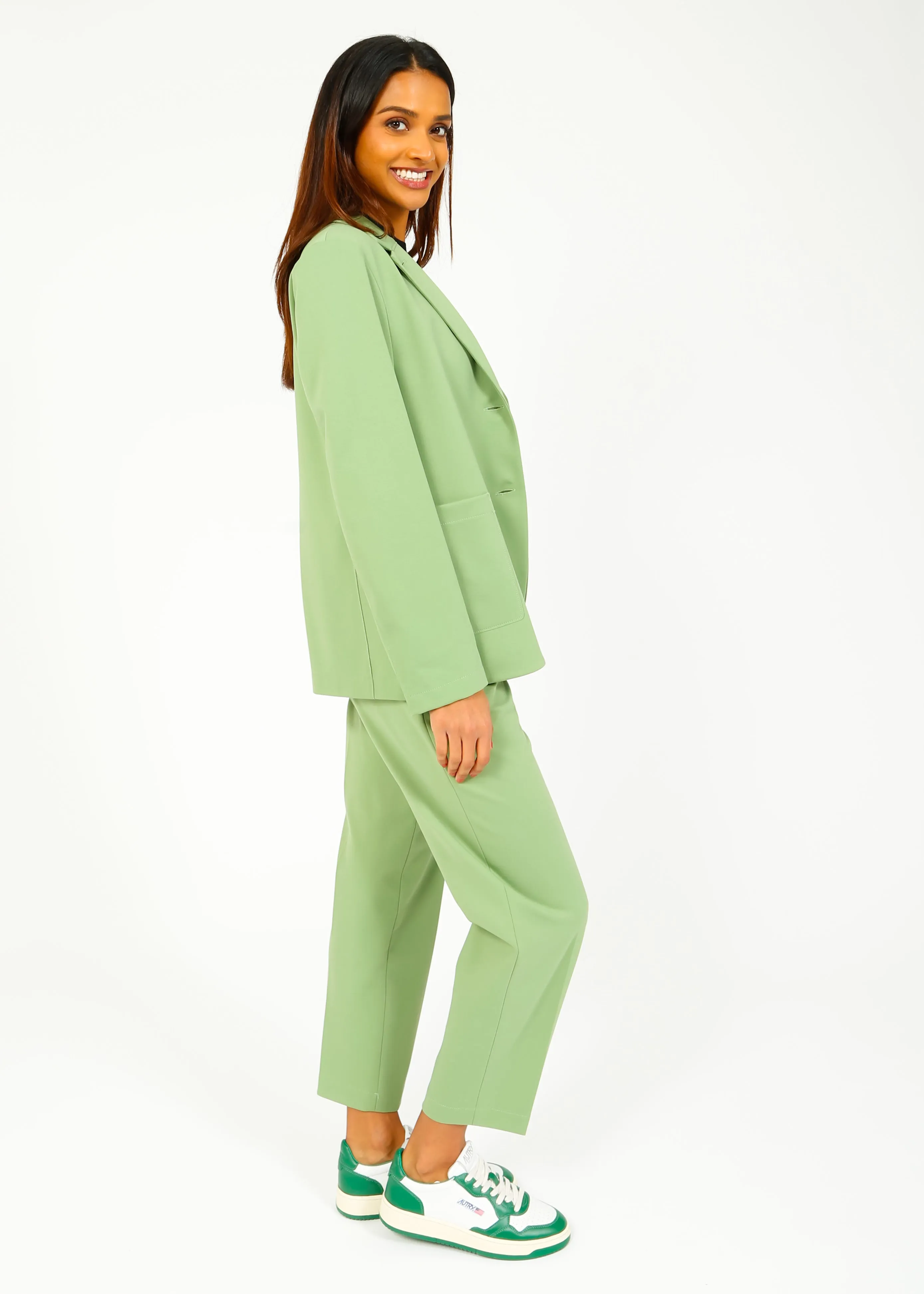 HW Techno Jogging Trousers in Asparagus