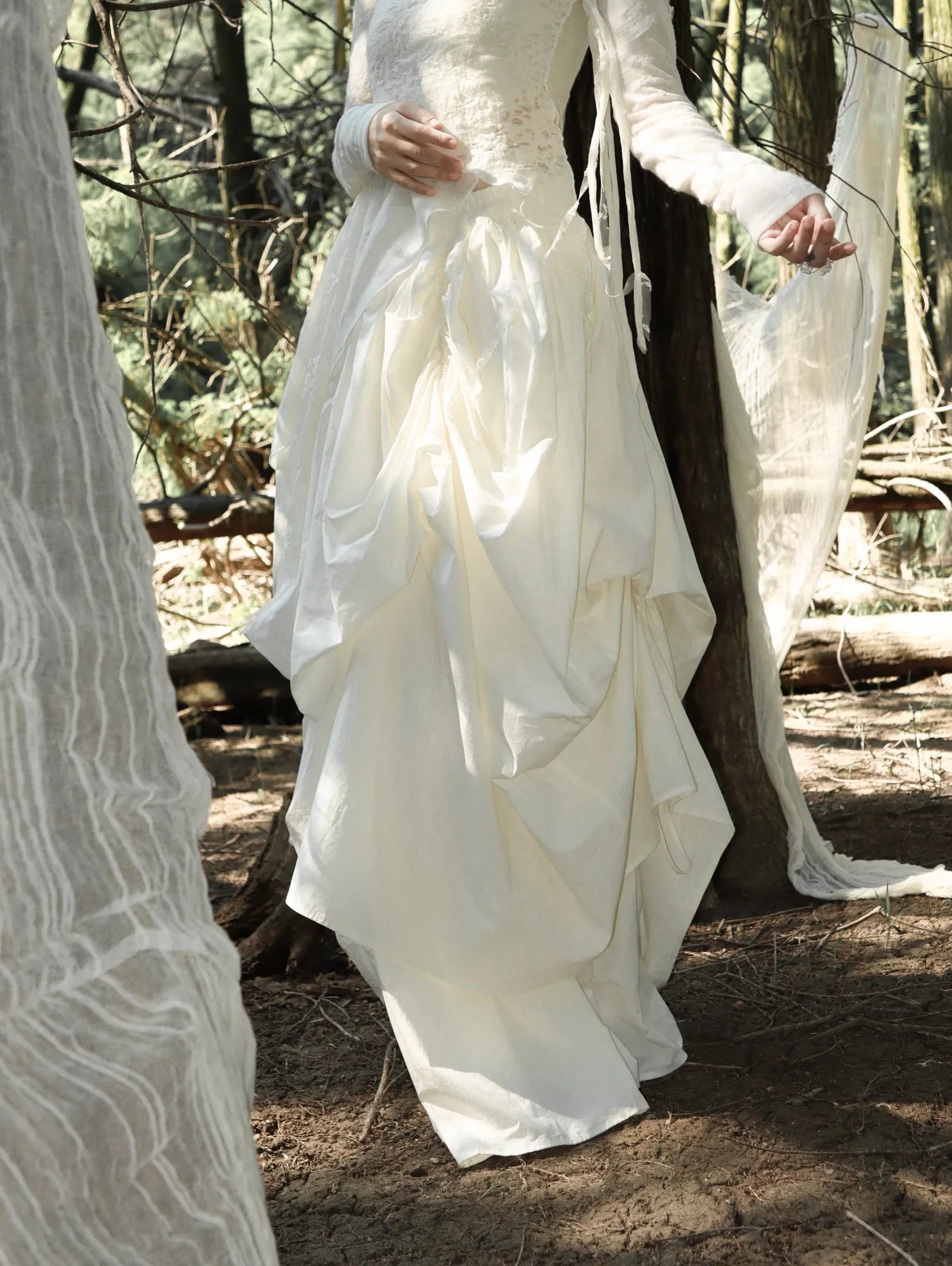 Niche Pleated Long Skirt