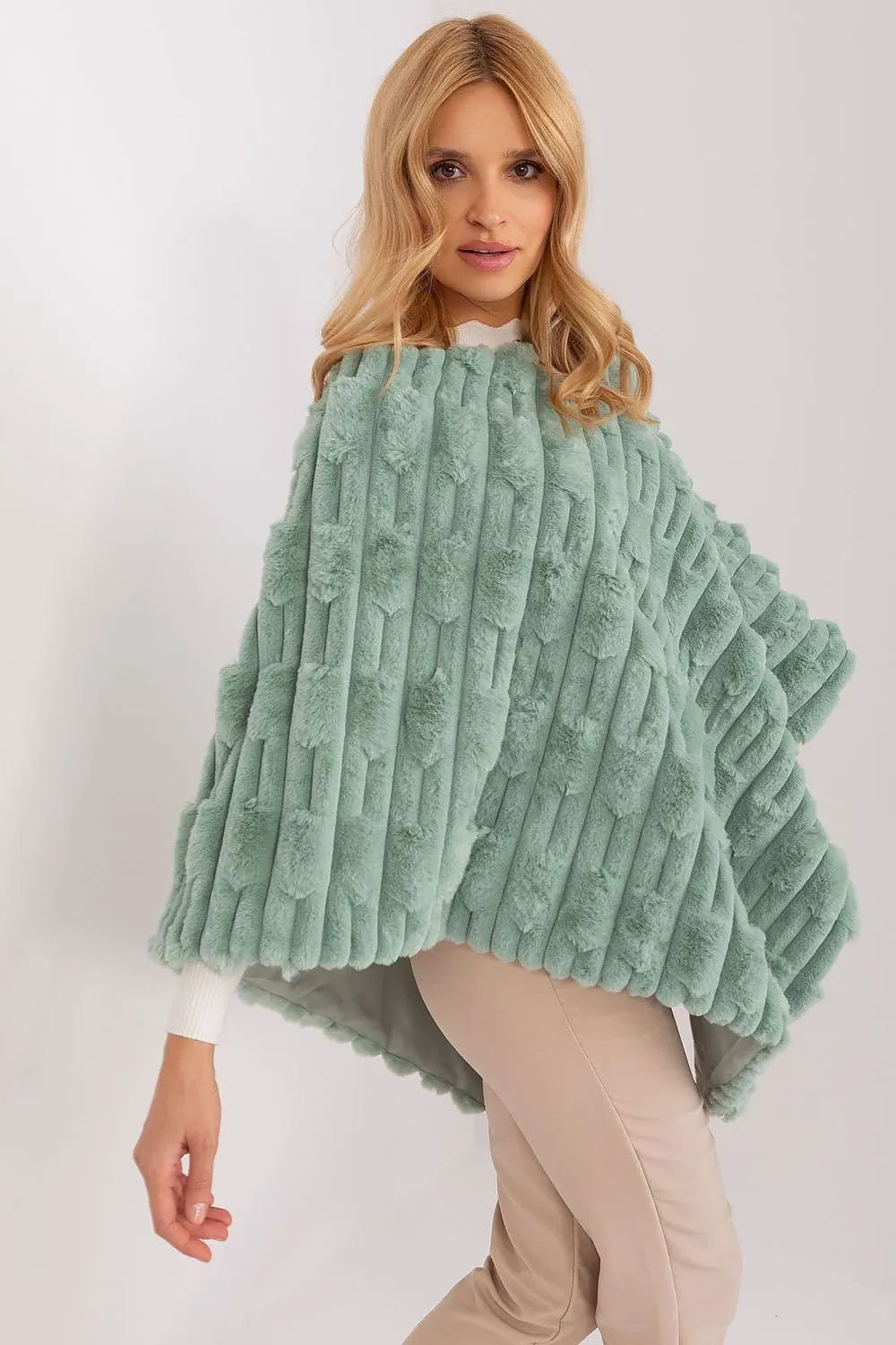 Poncho AT
