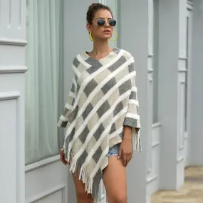Poncho Feminino Britney Listrado Cor Variada - A peça-chave para um look sofisticado e moderno!