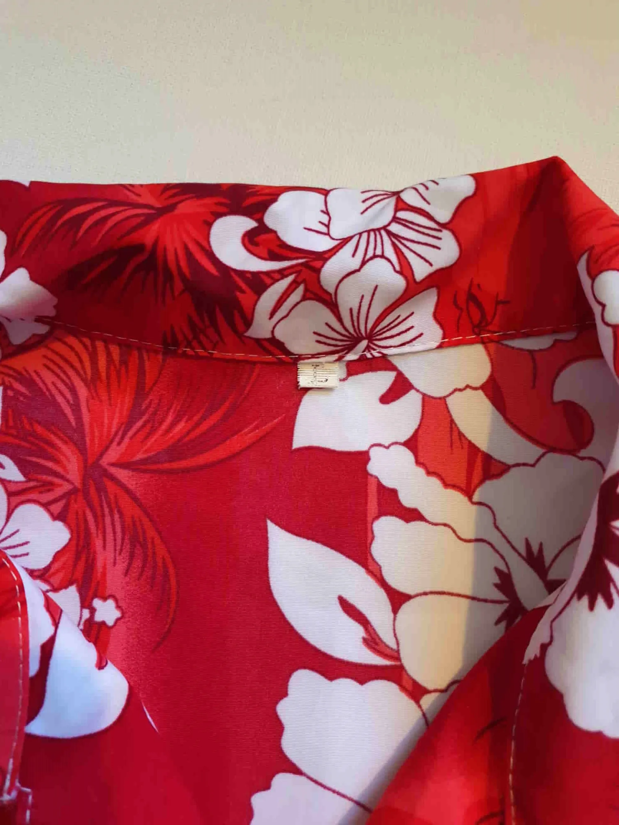Red Hawaiian Shirt With Hibiscus Flowers - XL
