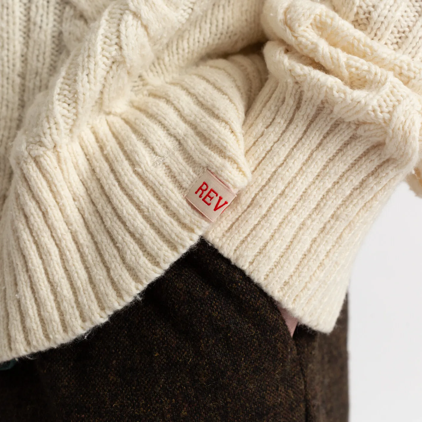 REVOLUTION | 6565 Cable Jumper | Off White