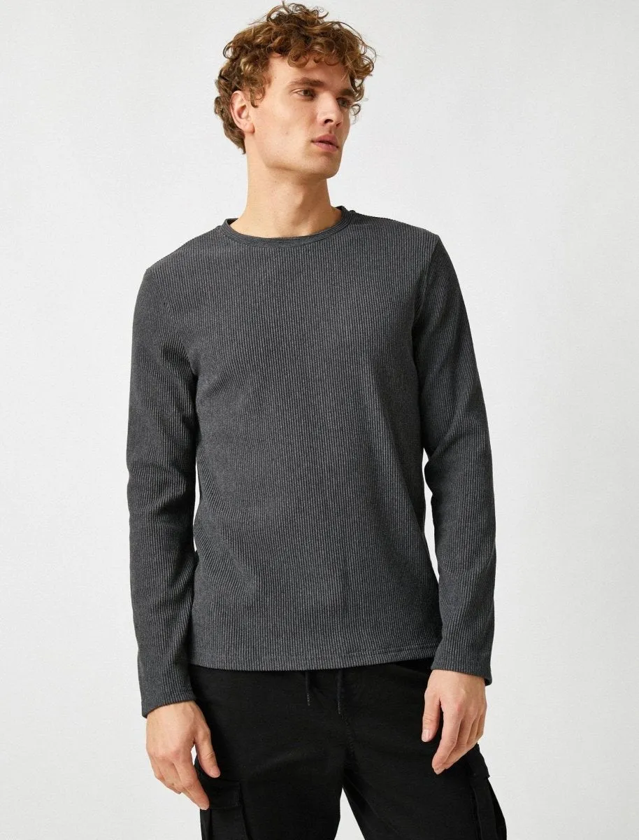 Textured Crew Neck Jumper in Charcoal