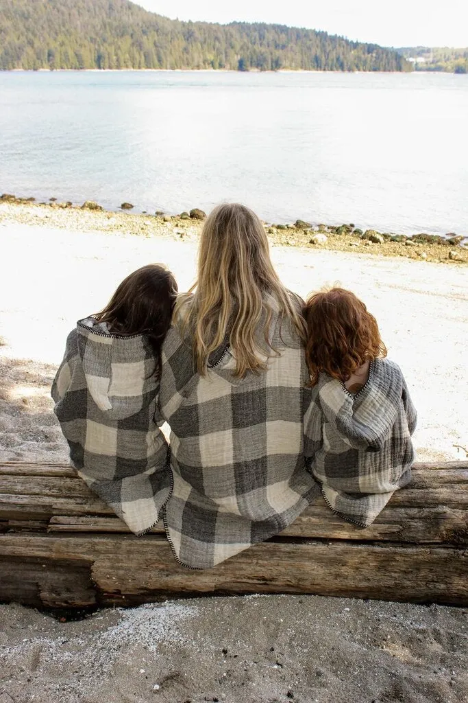 Tofino Towel 'Pebble' Poncho - Plaid