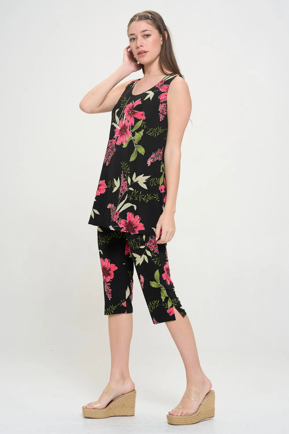 Two-Piece Sleeveless Top & Capri Pant Set-9002BN-TRP1-W431