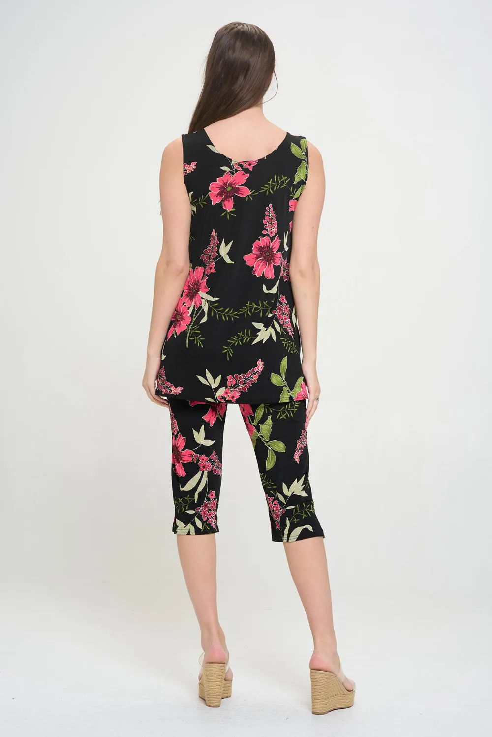 Two-Piece Sleeveless Top & Capri Pant Set-9002BN-TRP1-W431