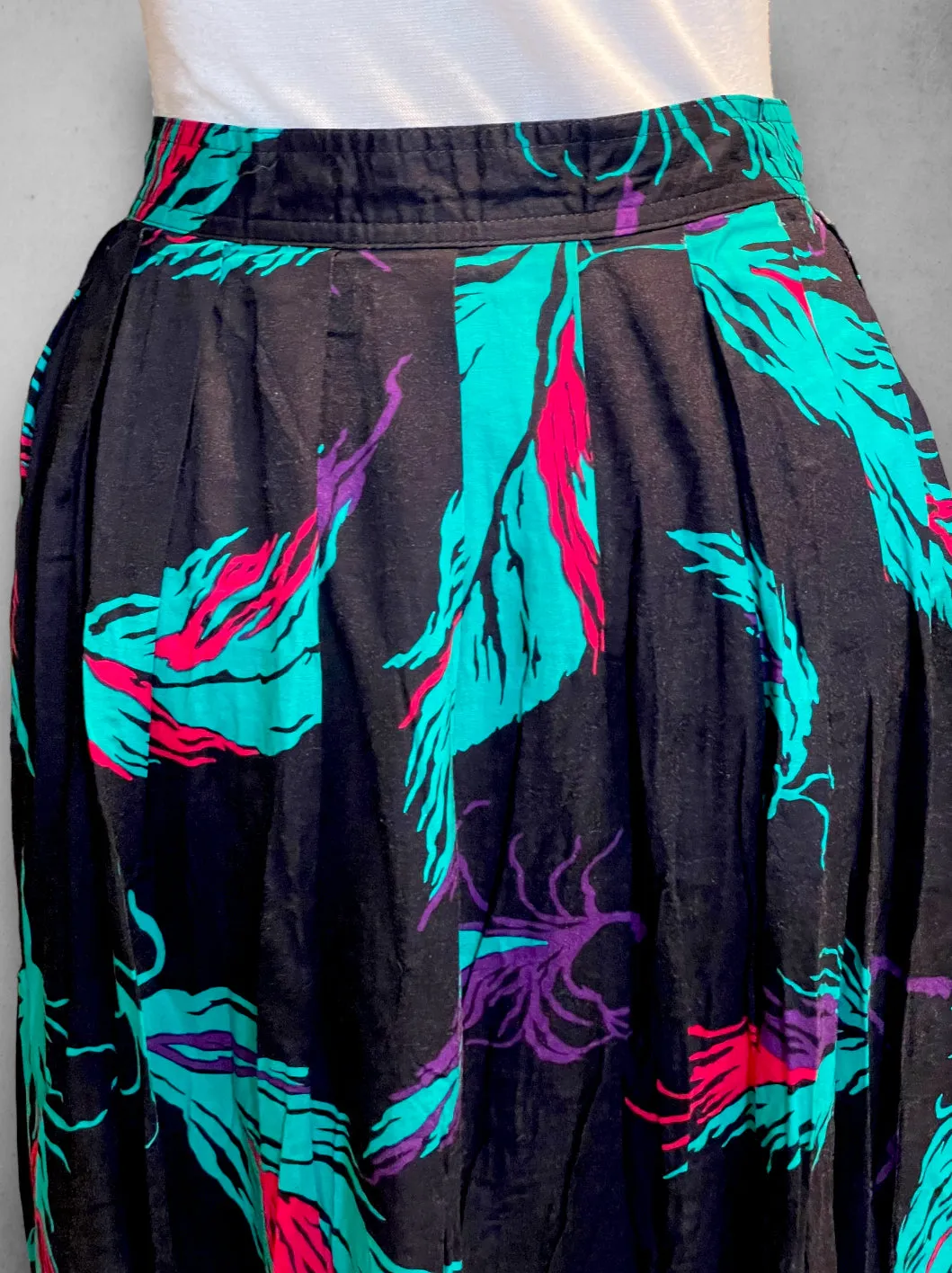 Vintage 1980’s Long Black, Teal Blue, Magenta Pink & Purple Feather Pattern Pocket Skirt
