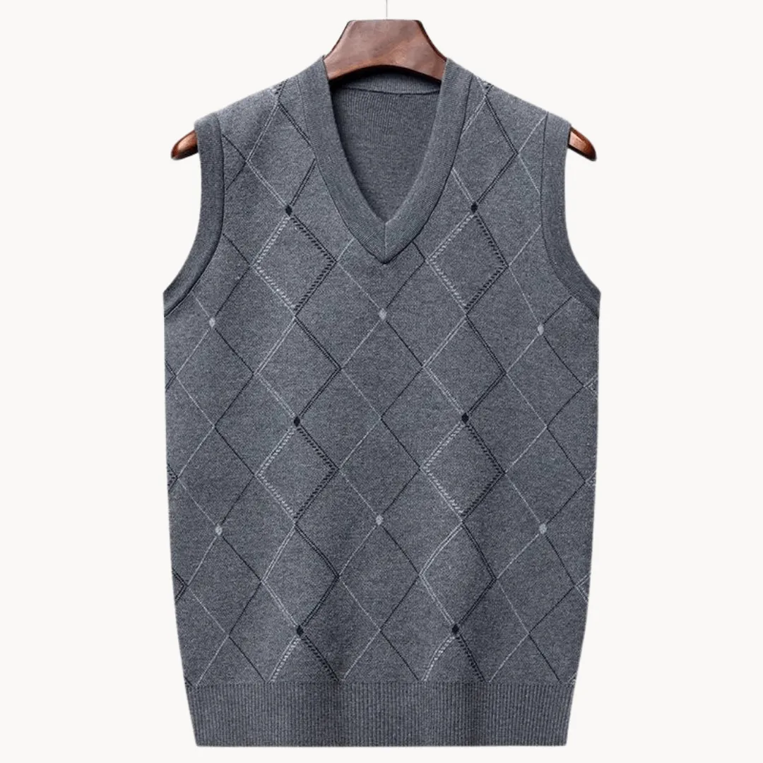 Women's Knitted Vest with Diagonal Pattern