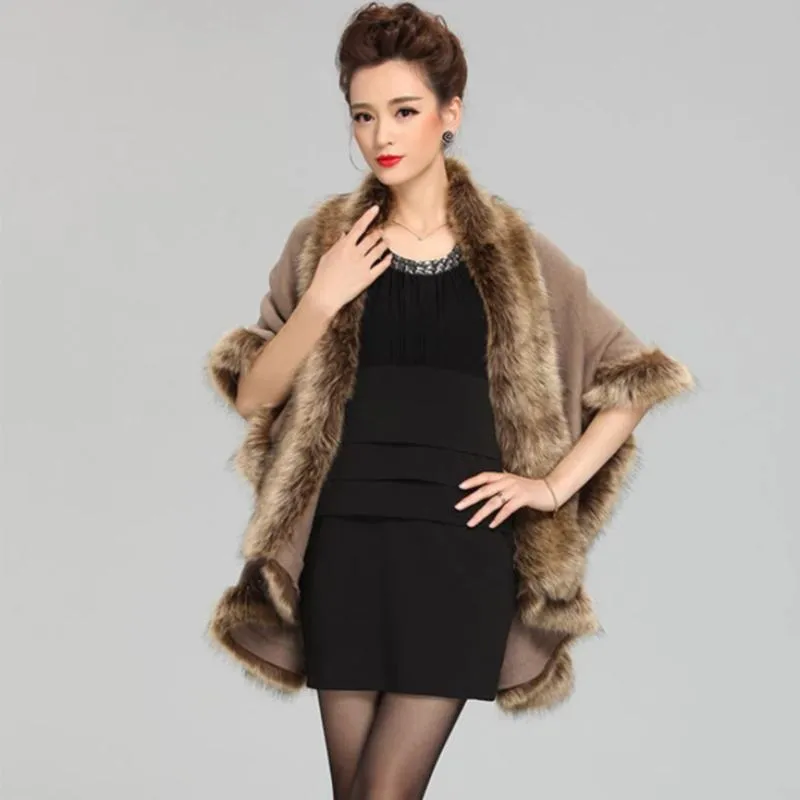 Women's Winter O-Neck Poncho With Fake Raccoon Fur